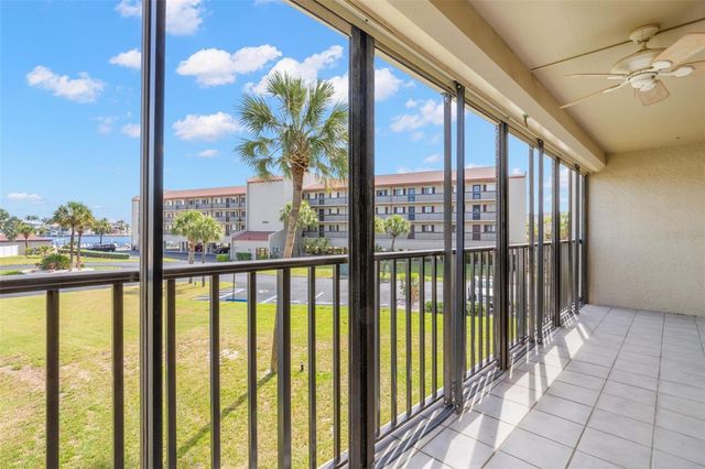 8711 BLIND PASS ROAD 104A, St Petersburg, FL 33706