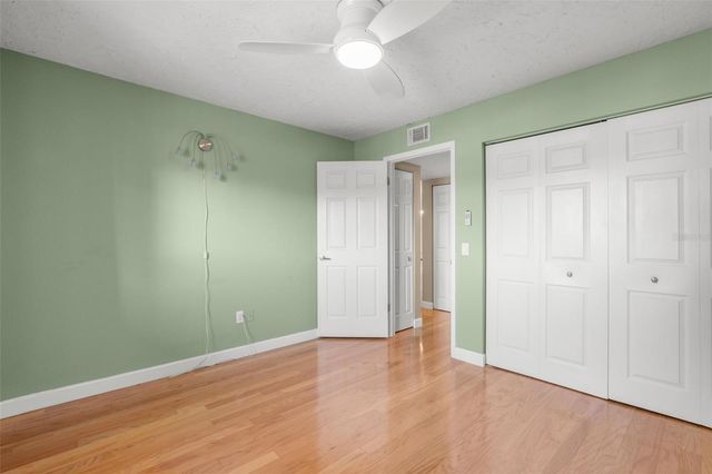 8711 BLIND PASS ROAD 104A, St Petersburg, FL 33706