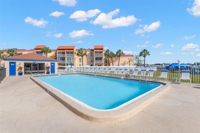 8711 BLIND PASS ROAD 104A, St Petersburg, FL 33706