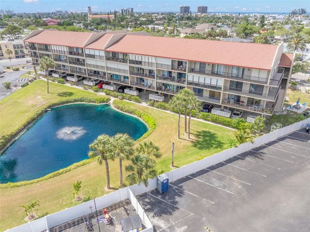 8711 BLIND PASS ROAD 104A, St Petersburg, FL 33706