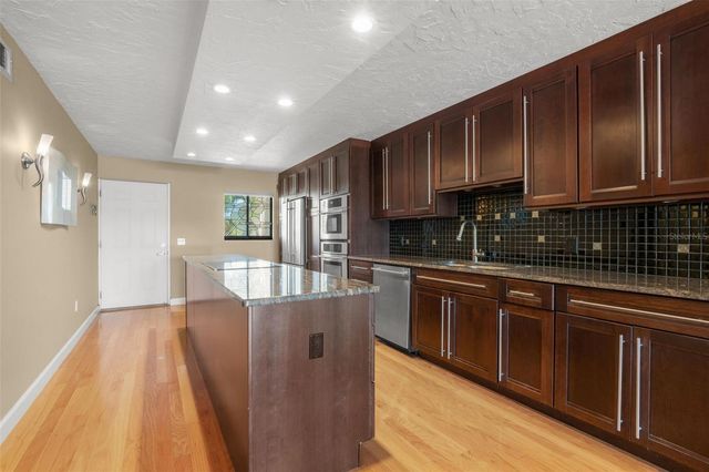 8711 BLIND PASS ROAD 104A, St Petersburg, FL 33706