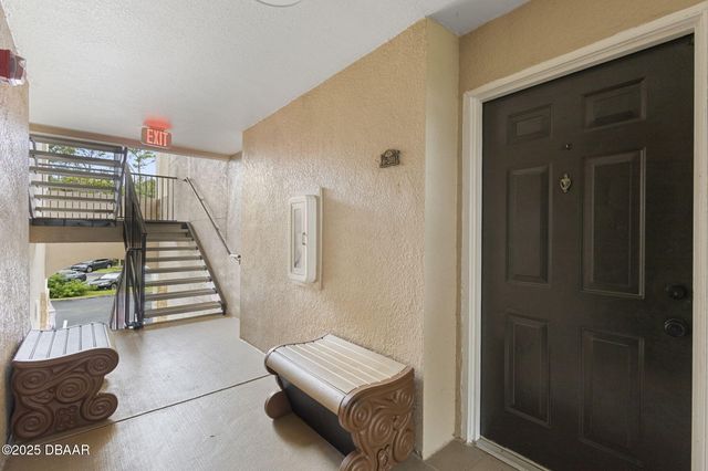 940 Village Trl Unit 6-201, Port Orange, FL 32127