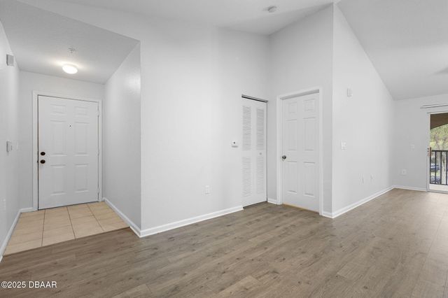 940 Village Trl Unit 6-201, Port Orange, FL 32127