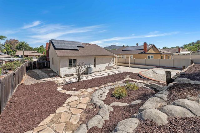 1825 Donahue Dr., El Cajon, CA 92019