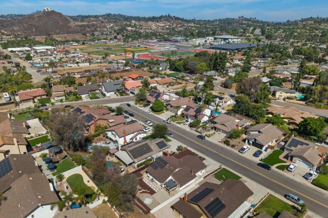 1825 Donahue Dr., El Cajon, CA 92019