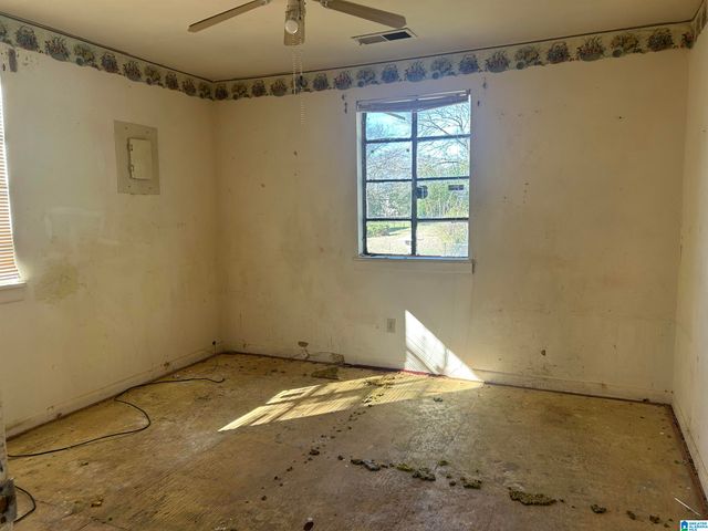 1657 19TH PLACE, Birmingham, AL 35211