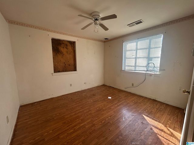 1657 19TH PLACE, Birmingham, AL 35211