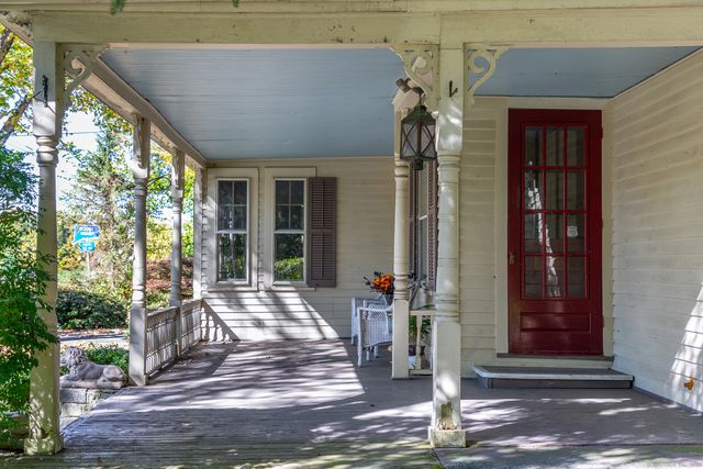 1 North Shore Road, Warren, CT 06777