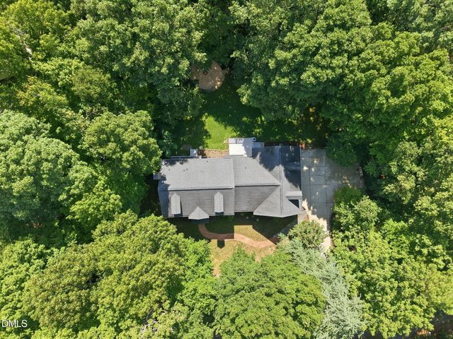 8728 Drew Lane, Chapel Hill, NC 27516