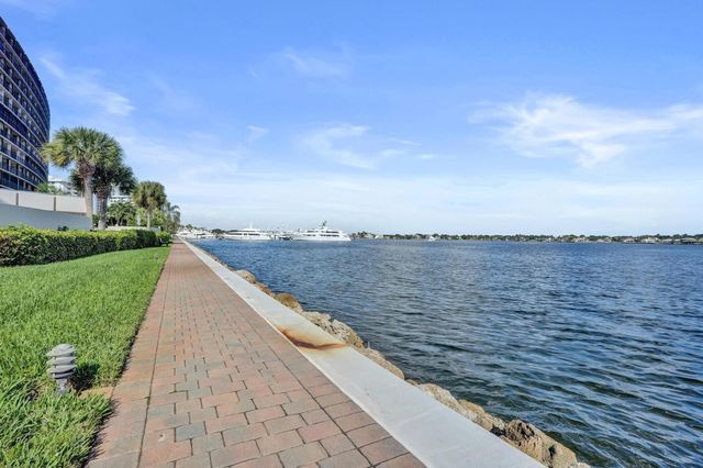 132 Lakeshore Drive 317, North Palm Beach, FL 33408