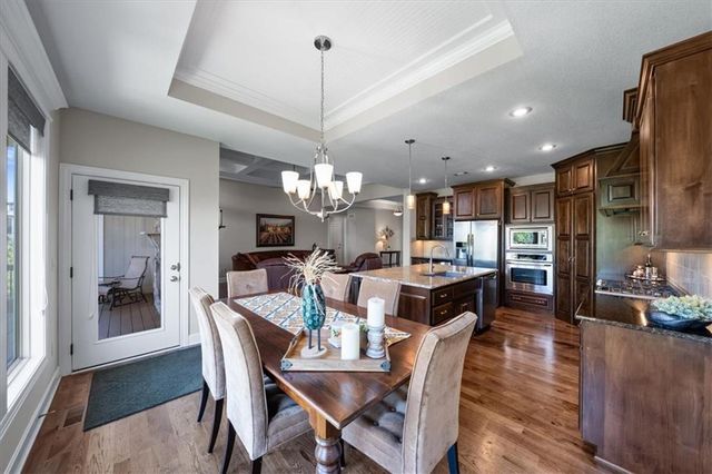 9516 W 164th Place, Overland Park, KS 66085