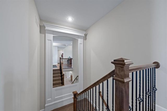 9516 W 164th Place, Overland Park, KS 66085