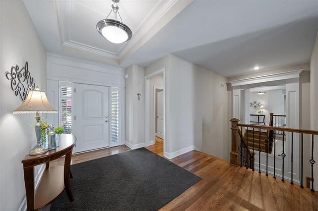 9516 W 164th Place, Overland Park, KS 66085