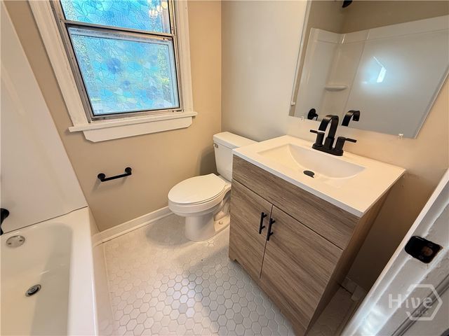 2224 Greenwood Street, Savannah, GA 31404