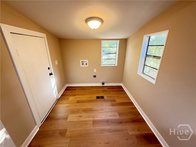 2224 Greenwood Street, Savannah, GA 31404