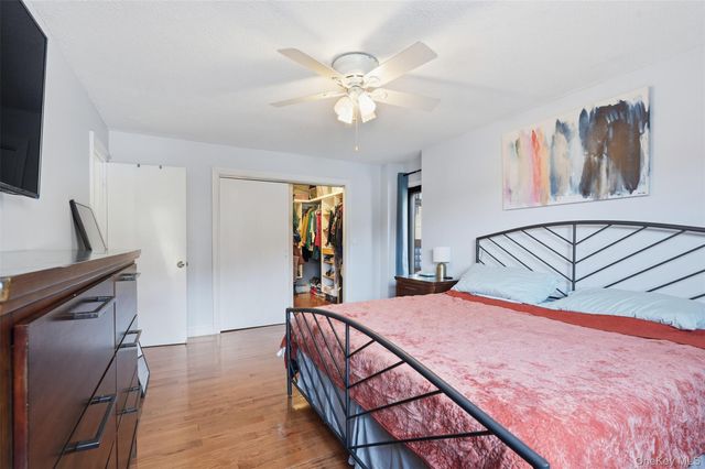 11 Granada Cres 6, White Plains, NY 10603