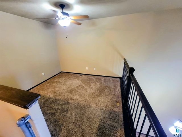 2905 E Indigo Pl Place, Sioux Falls, SD 57108