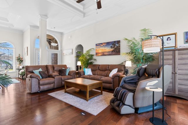 9060 Abingdon Dr., Myrtle Beach, SC 29579