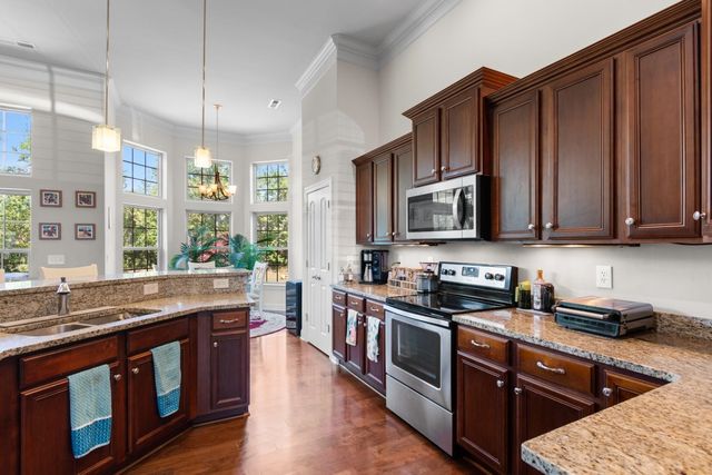 9060 Abingdon Dr., Myrtle Beach, SC 29579