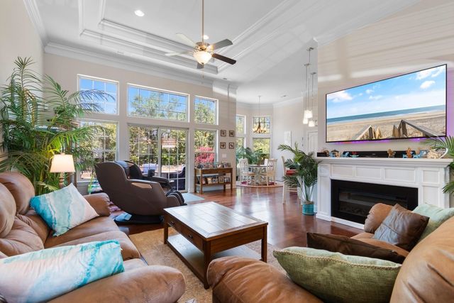 9060 Abingdon Dr., Myrtle Beach, SC 29579