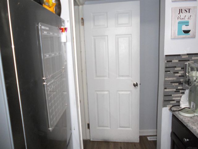 8225 DARTMOUTH Avenue, Warren, MI 48093