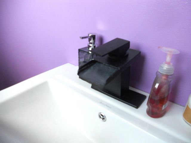 8225 DARTMOUTH Avenue, Warren, MI 48093