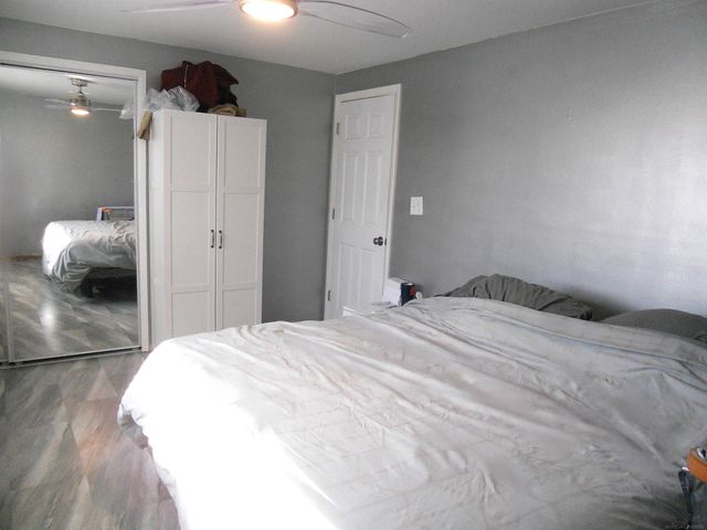 8225 DARTMOUTH Avenue, Warren, MI 48093