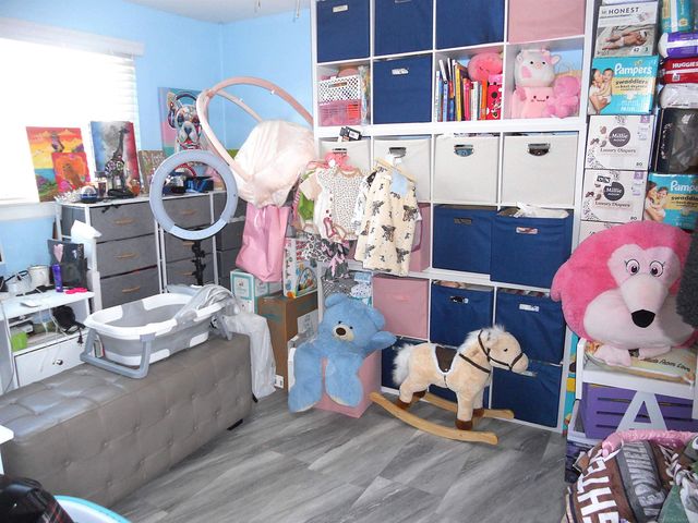 8225 DARTMOUTH Avenue, Warren, MI 48093