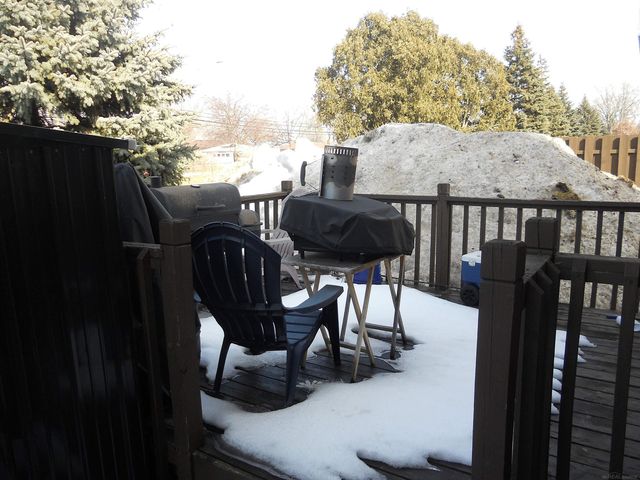 8225 DARTMOUTH Avenue, Warren, MI 48093