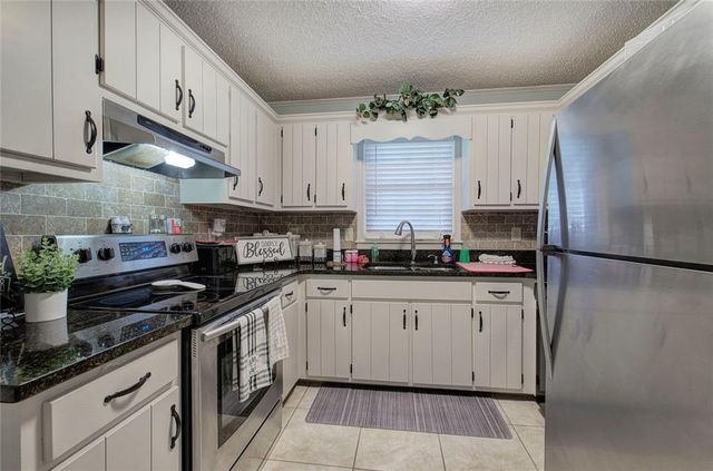 12 Wooddale Drive SW, Cartersville, GA 30120