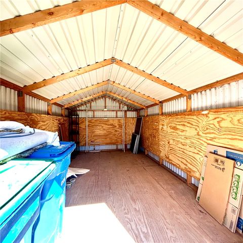 1215 W Crockett St, Beeville, TX 78102