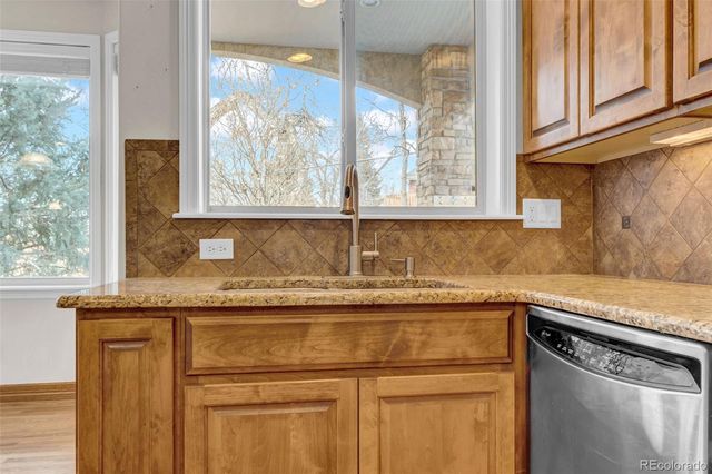 1860 S Manor Lane S, Lakewood, CO 80232