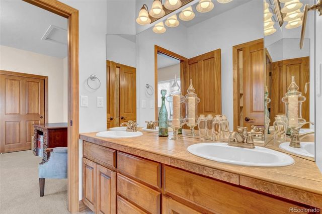 1860 S Manor Lane S, Lakewood, CO 80232