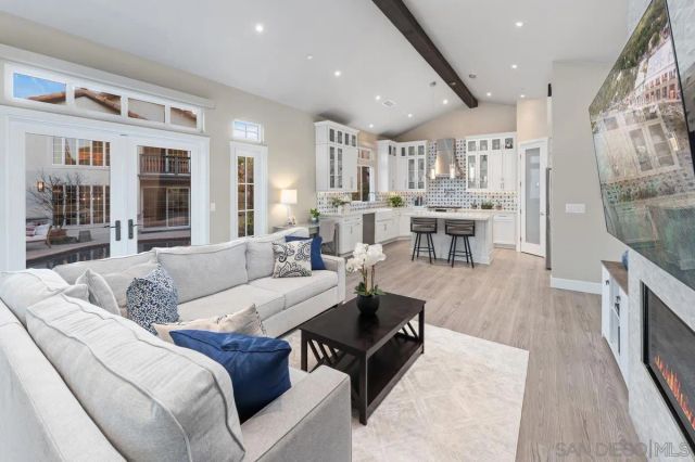 12524 Dormouse Rd, San Diego, CA 92129