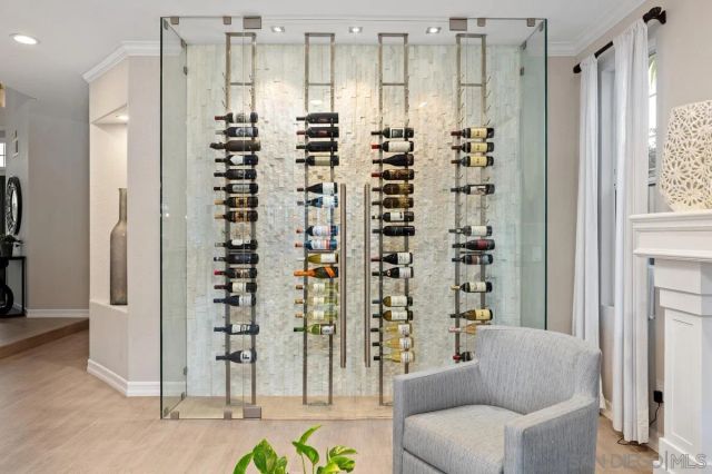 12524 Dormouse Rd, San Diego, CA 92129