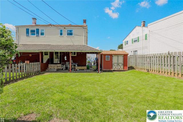1336 Greenview Drive, Bethlehem City, PA 18018