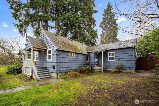 4618 S 3rd Avenue, Everett, WA 98203