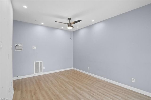 100 Chambers RD, Newport News, VA 23602