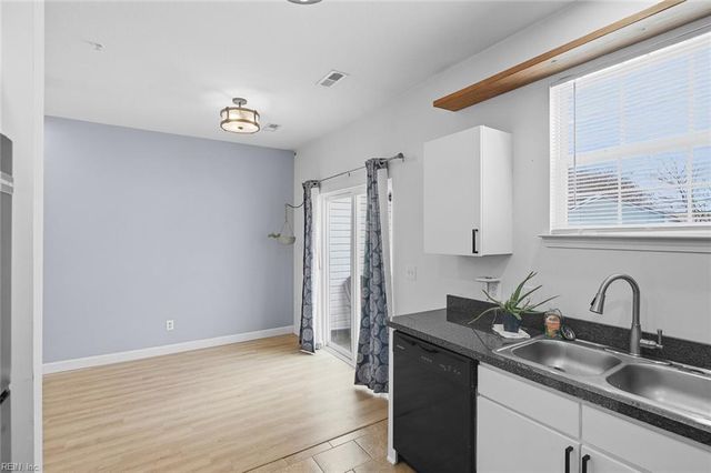 100 Chambers RD, Newport News, VA 23602