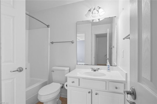 100 Chambers RD, Newport News, VA 23602