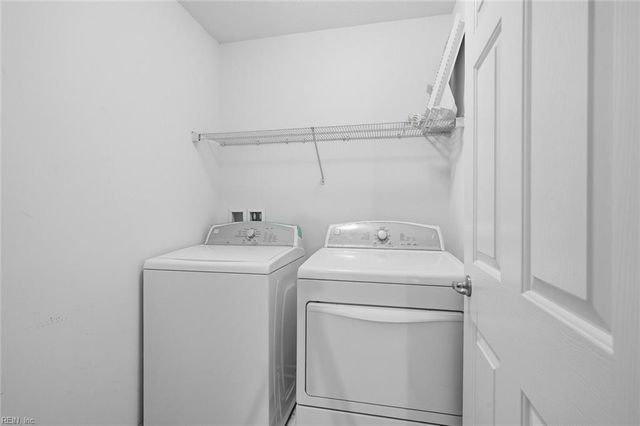 100 Chambers RD, Newport News, VA 23602