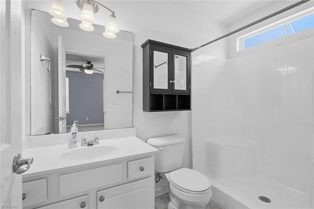 100 Chambers RD, Newport News, VA 23602