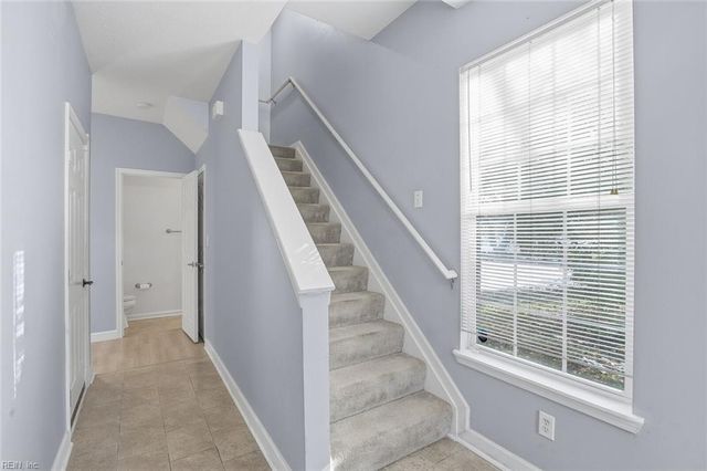 100 Chambers RD, Newport News, VA 23602