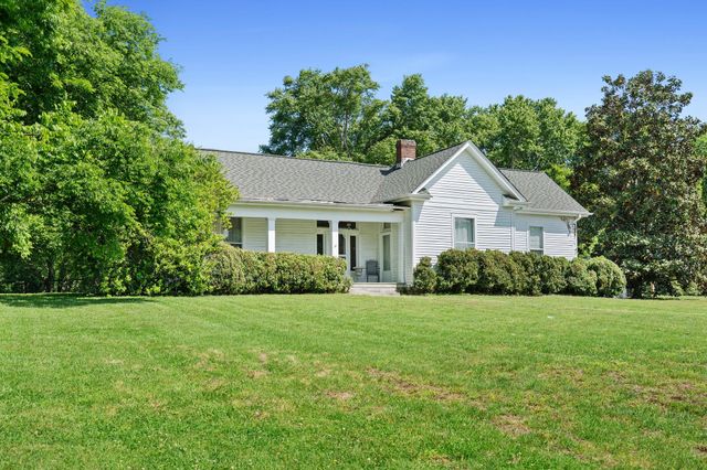2033 Carters Creek Pike, Franklin, TN 37064