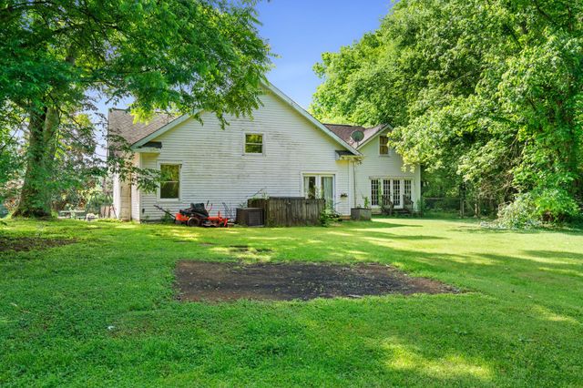 2033 Carters Creek Pike, Franklin, TN 37064