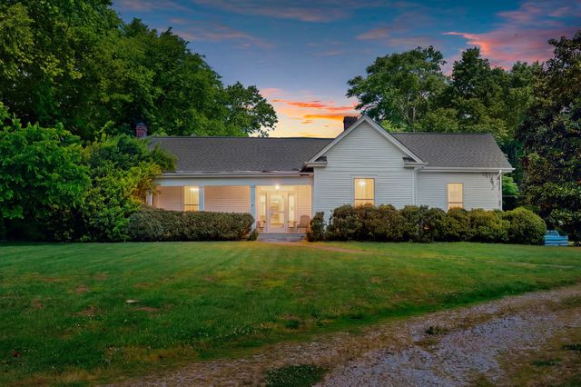 2033 Carters Creek Pike, Franklin, TN 37064