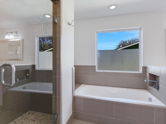 6406 Betty Cook DR, Austin, TX 78723
