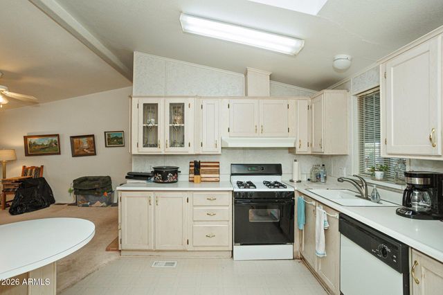 2050 89a -- 99, Cottonwood, AZ 86326