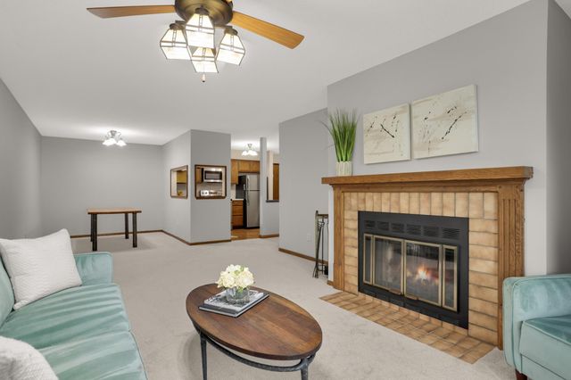 1011 41st Avenue NE 319, Columbia Heights, MN 55421