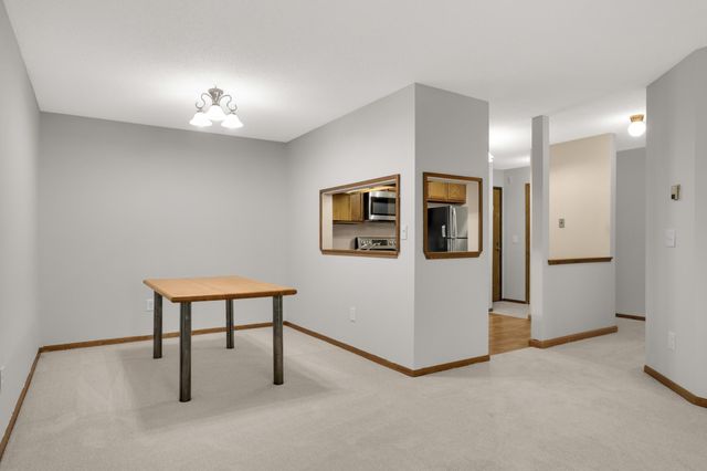 1011 41st Avenue NE 319, Columbia Heights, MN 55421